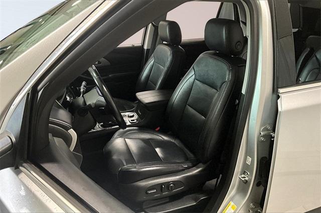 used 2021 Chevrolet Traverse car, priced at $21,898