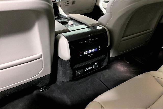 used 2023 Jeep Wagoneer car, priced at $34,218
