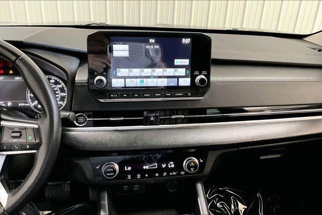 used 2023 Mitsubishi Outlander car, priced at $20,888