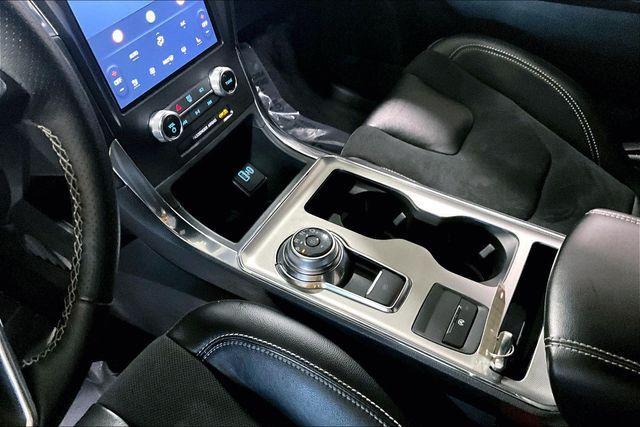 used 2024 Ford Edge car, priced at $28,289