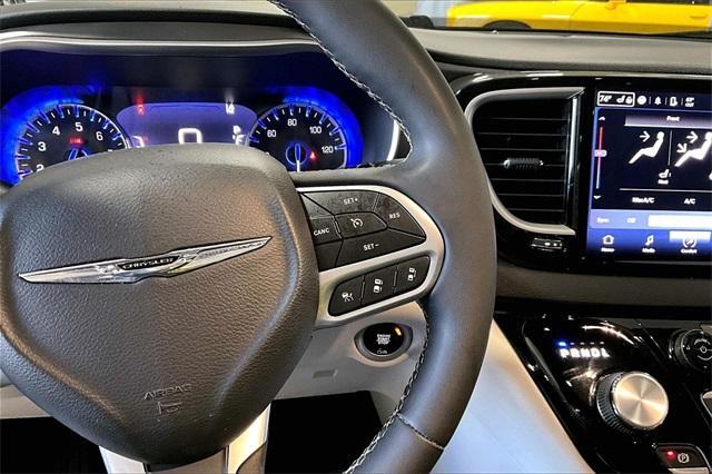 used 2022 Chrysler Pacifica car, priced at $20,686