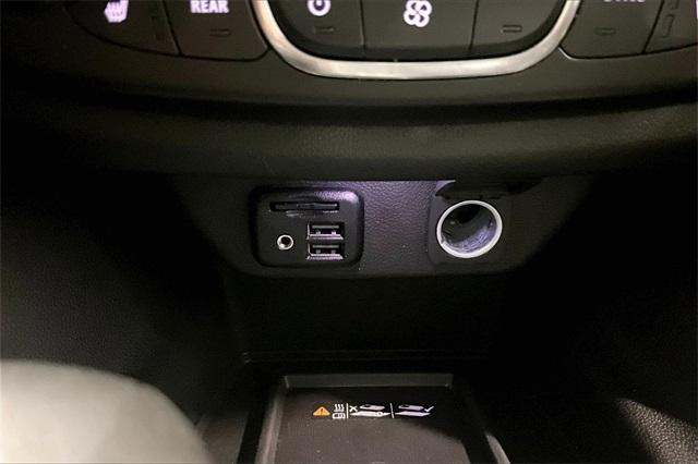 used 2023 Chevrolet Traverse car, priced at $31,084