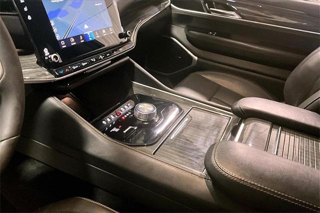 used 2022 Jeep Wagoneer car, priced at $38,167