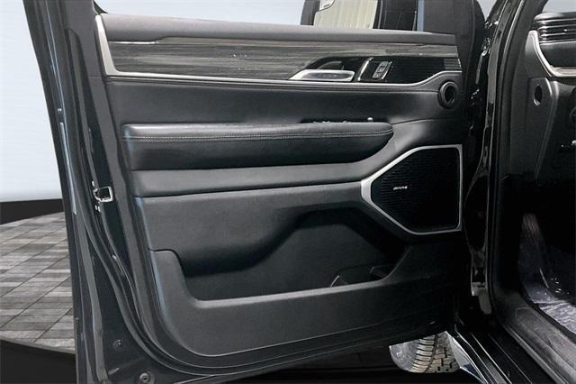 used 2022 Jeep Wagoneer car, priced at $38,167