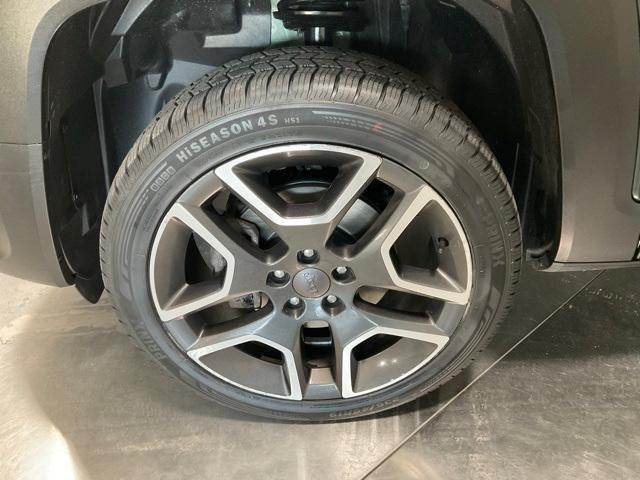 used 2021 Jeep Renegade car, priced at $11,994