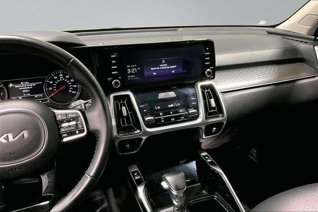 used 2022 Kia Sorento car, priced at $25,245