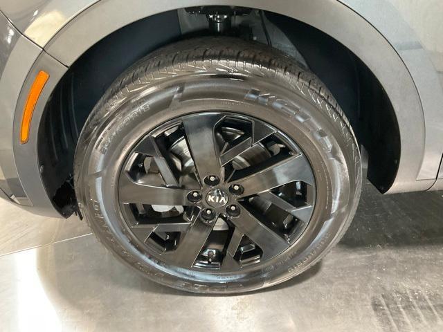 used 2021 Kia Sorento car, priced at $16,120