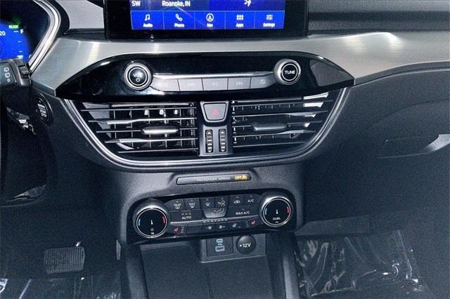 used 2022 Ford Escape car, priced at $17,172