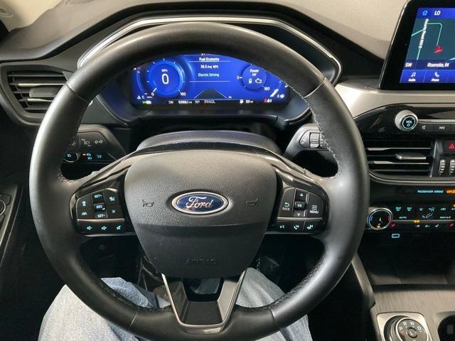used 2022 Ford Escape car, priced at $17,172