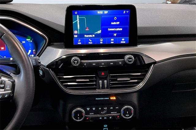 used 2022 Ford Escape car, priced at $17,172