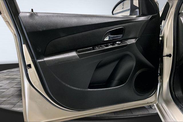 used 2016 Chevrolet Cruze Limited car, priced at $6,250