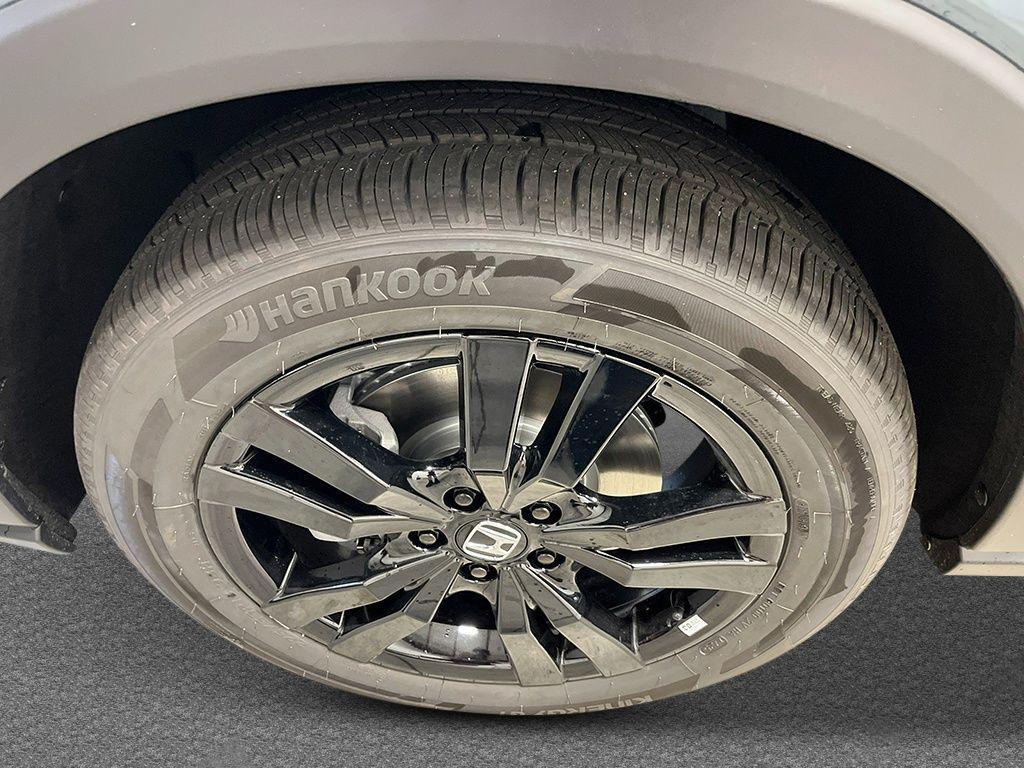 new 2026 Honda HR-V car, priced at $31,205