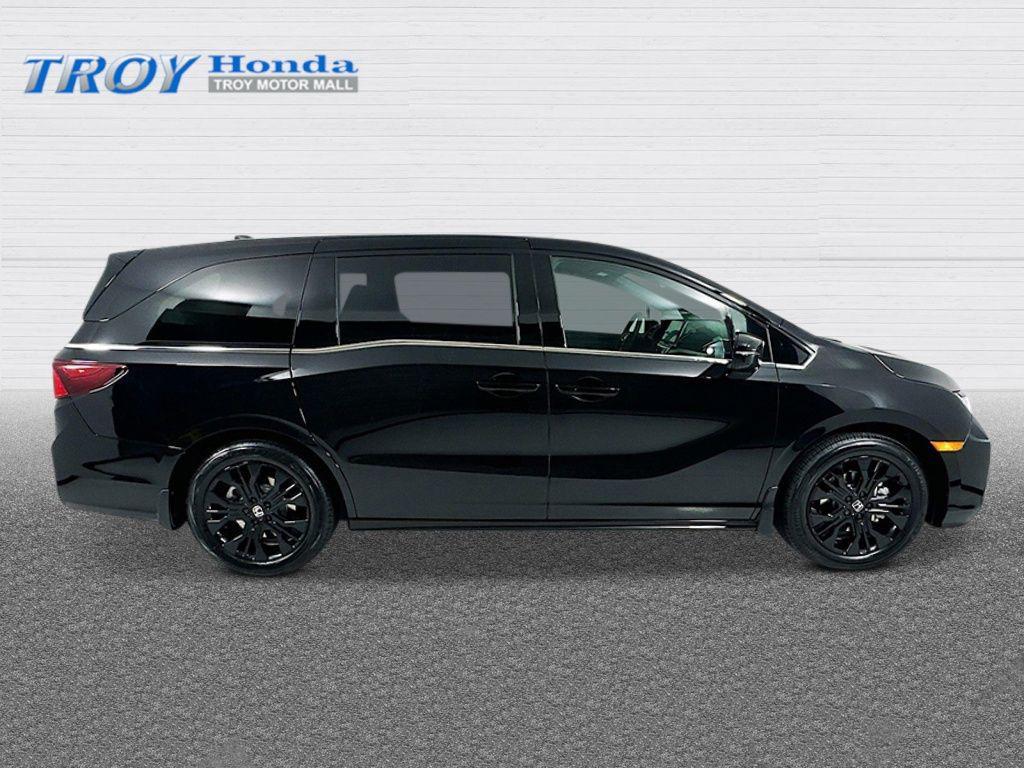 new 2026 Honda Odyssey car, priced at $44,390