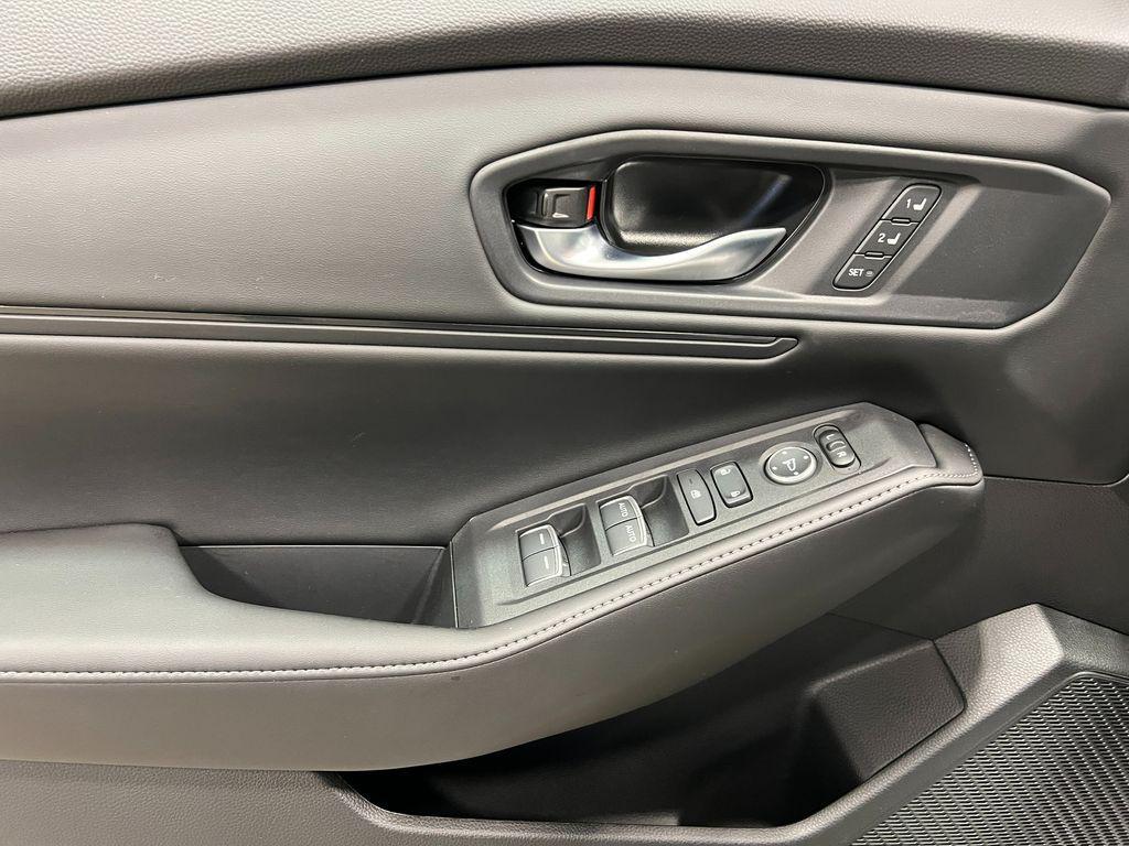 new 2025 Honda Accord Hybrid car, priced at $36,400