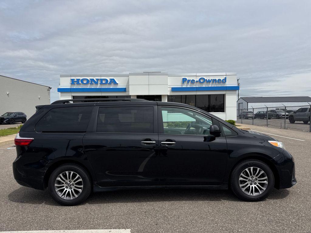 used 2018 Toyota Sienna car, priced at $17,990