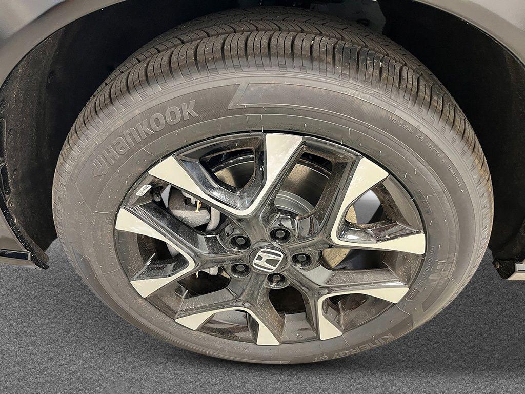 new 2026 Honda HR-V car, priced at $33,255