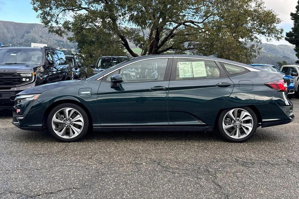 used 2018 Honda Clarity Plug-In Hybrid car, priced at $15,992