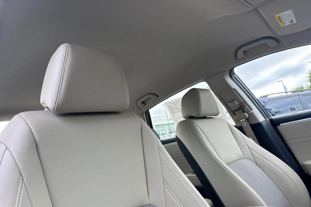 used 2018 Honda Clarity Plug-In Hybrid car, priced at $15,992