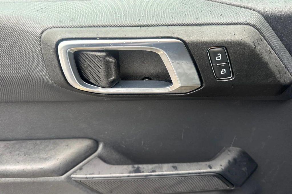 used 2025 Ford Bronco car, priced at $37,591