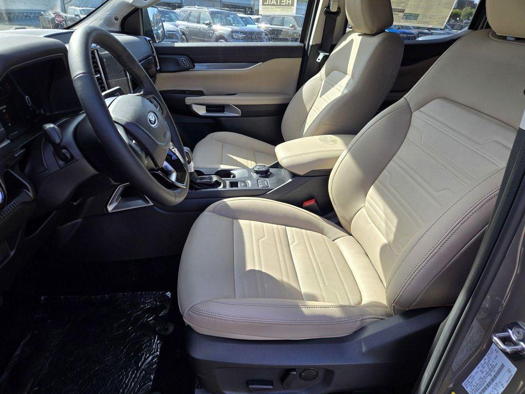 new 2025 Ford Ranger car, priced at $50,028