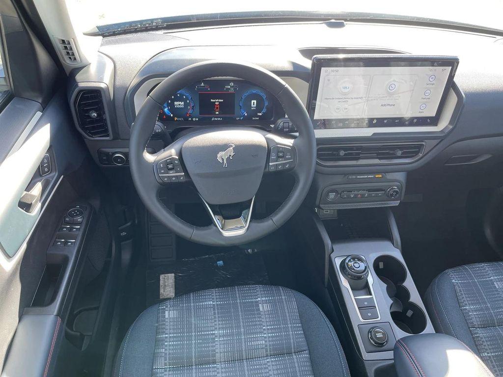 new 2025 Ford Bronco Sport car, priced at $37,916