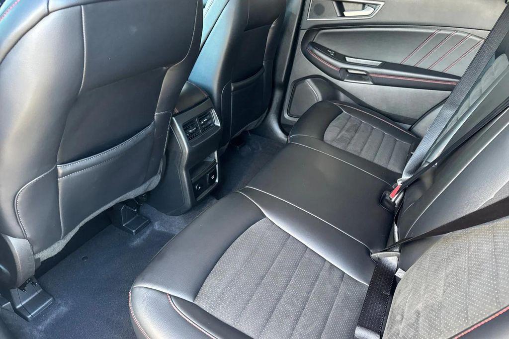 used 2024 Ford Edge car, priced at $30,492