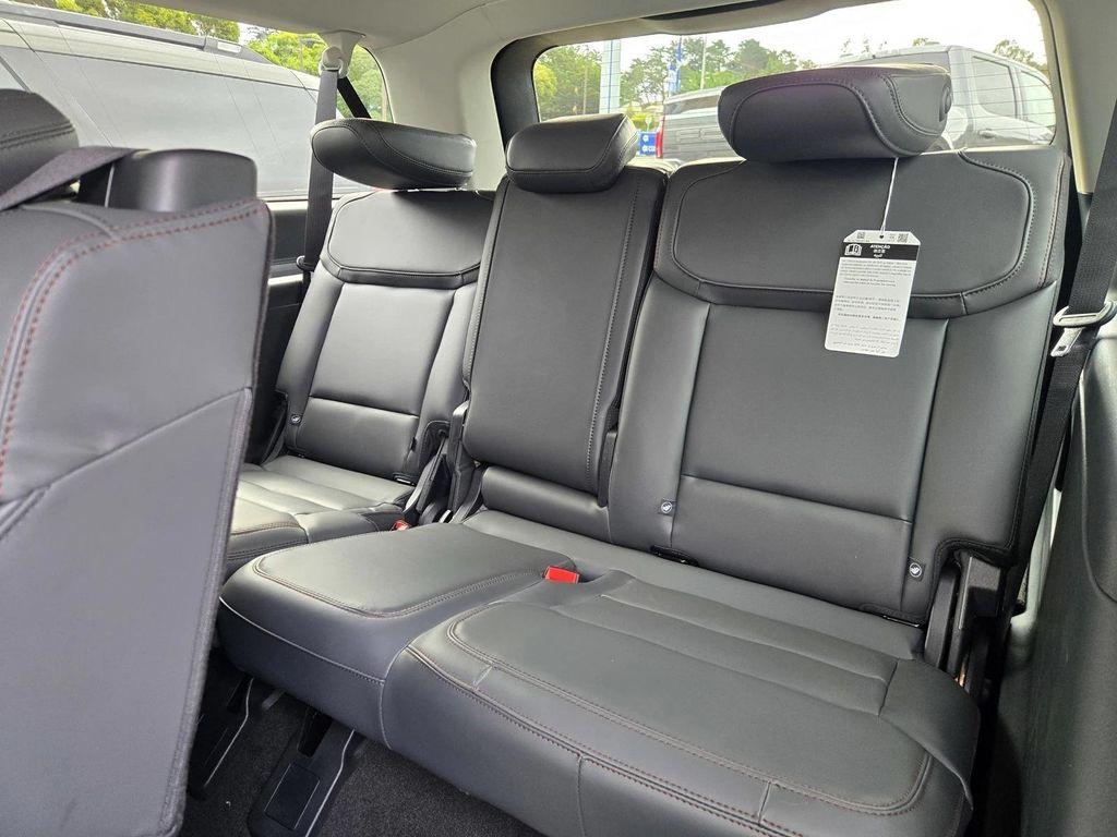 new 2025 Ford Expedition Max car, priced at $76,435