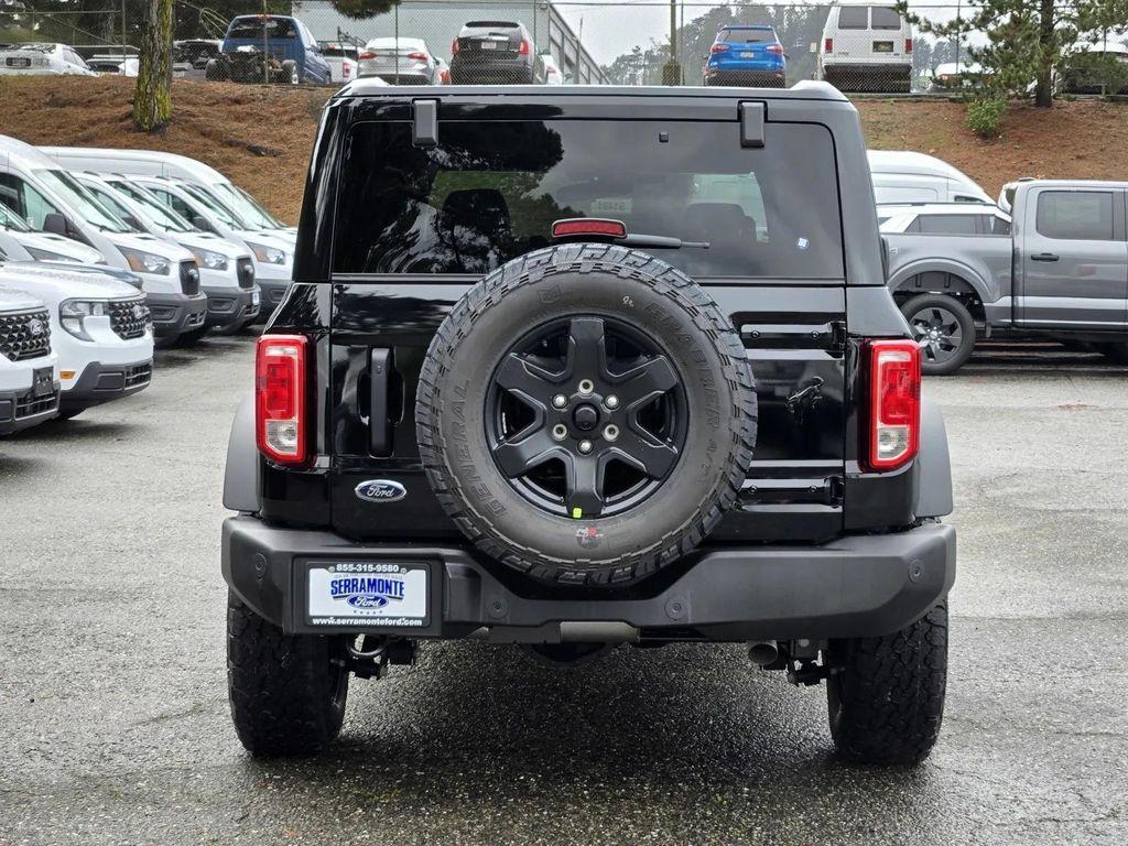 new 2025 Ford Bronco car, priced at $49,526