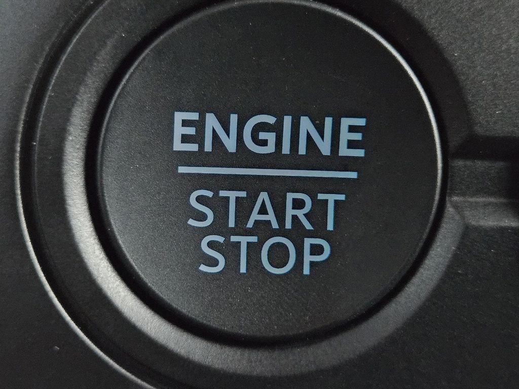 new 2025 Ford Bronco Sport car, priced at $40,560