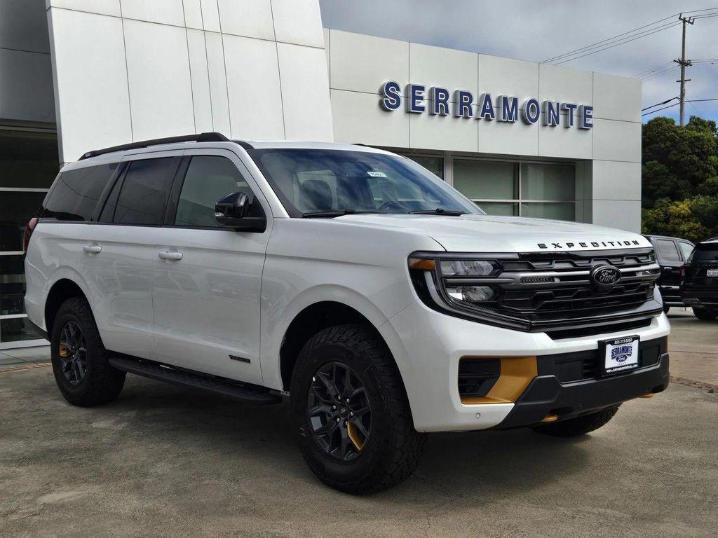 new 2026 Ford Expedition car, priced at $85,585