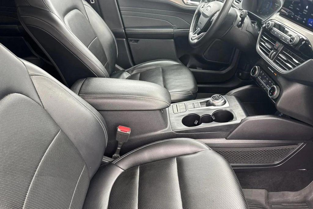 used 2022 Ford Escape car, priced at $21,991