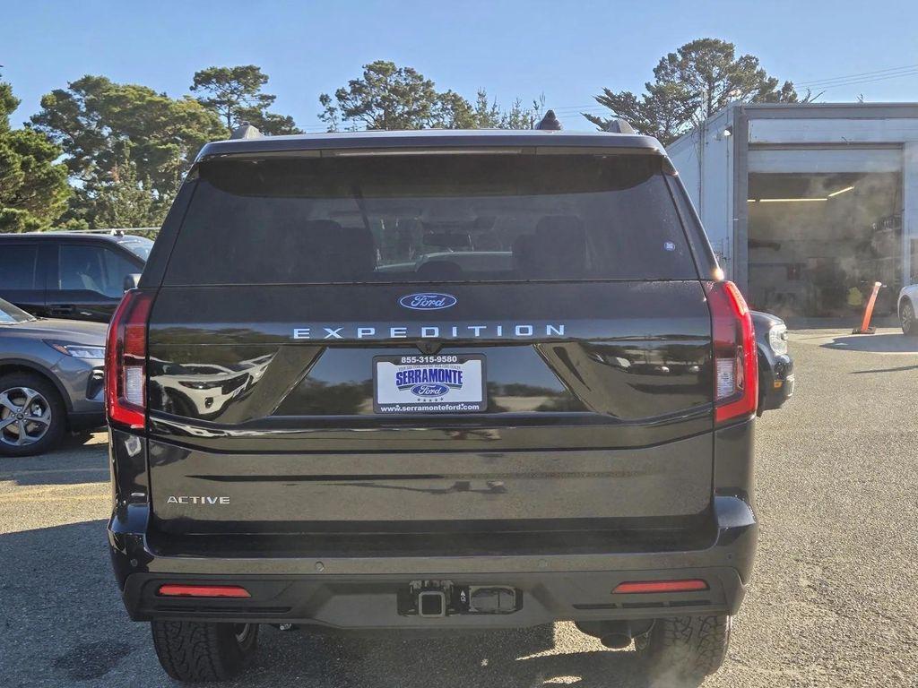 new 2025 Ford Expedition car, priced at $73,435