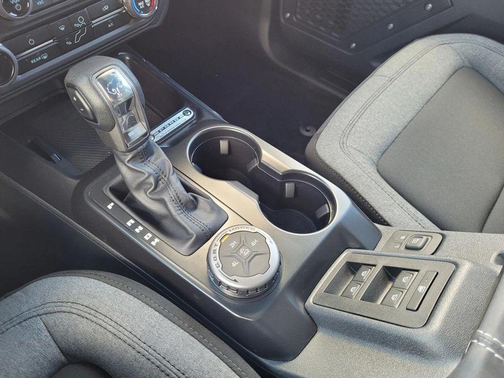 new 2025 Ford Bronco car, priced at $45,217