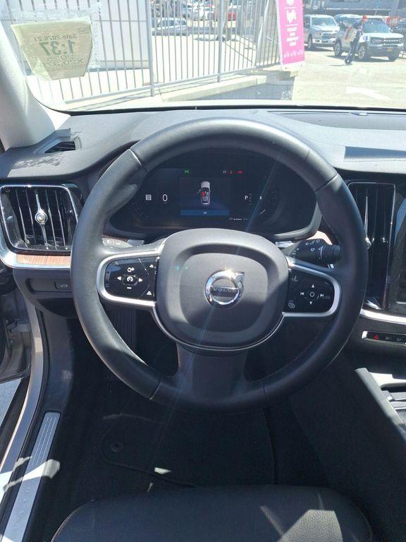 used 2025 Volvo V60 Cross Country car, priced at $35,990