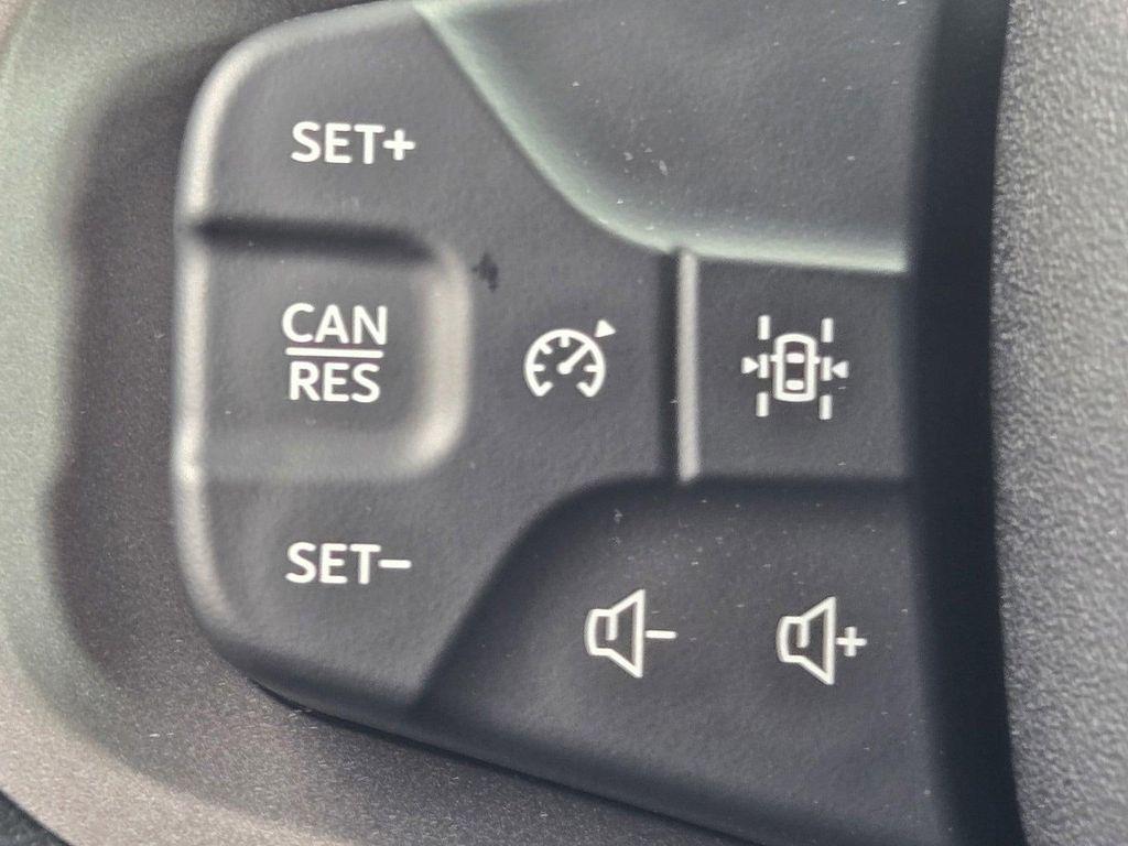 new 2025 Ford Bronco car, priced at $46,723