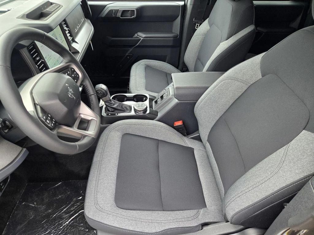 new 2025 Ford Bronco car, priced at $46,723