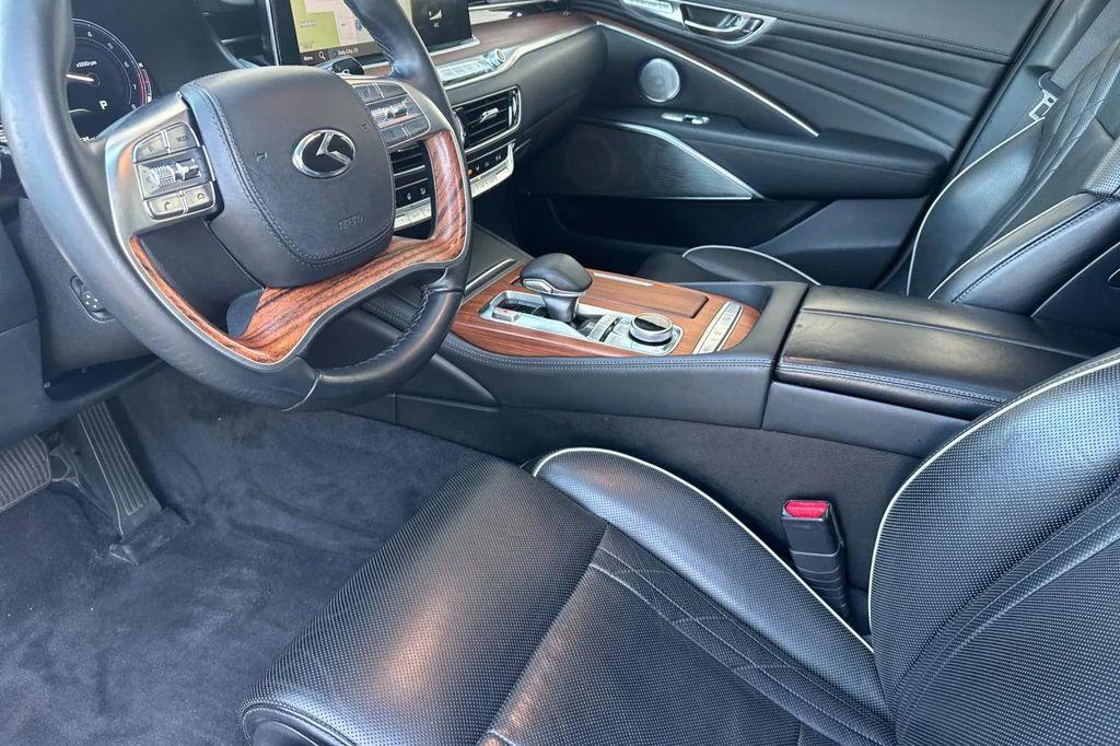 used 2019 Kia K900 car, priced at $22,992