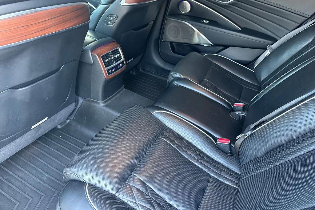 used 2019 Kia K900 car, priced at $22,992