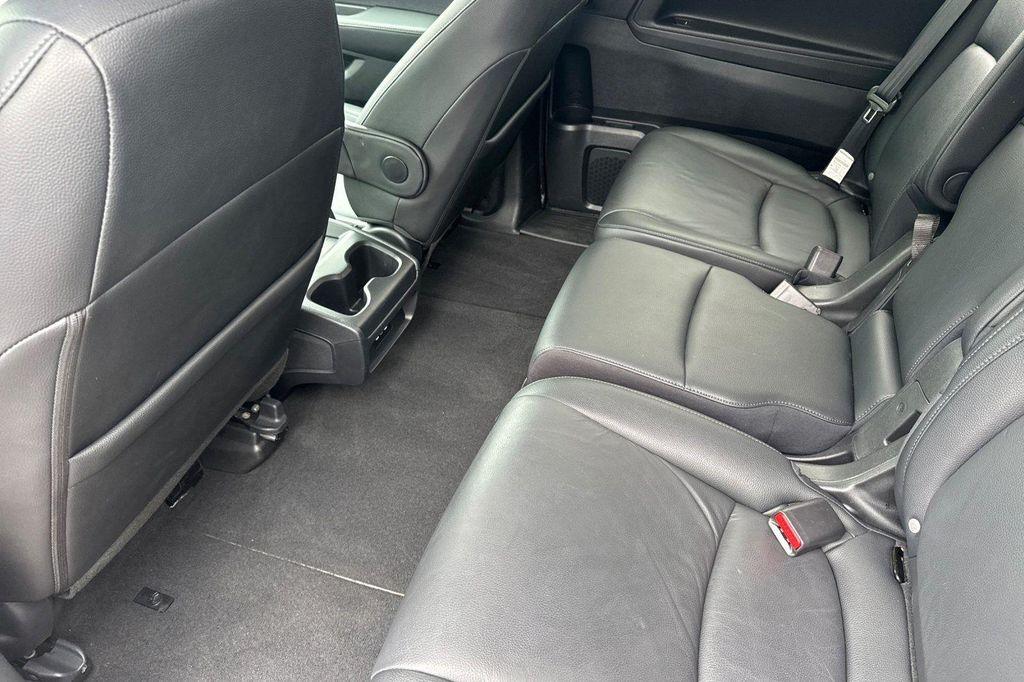 used 2025 Honda Odyssey car, priced at $34,992