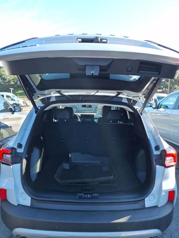 used 2025 Ford Escape car, priced at $30,991
