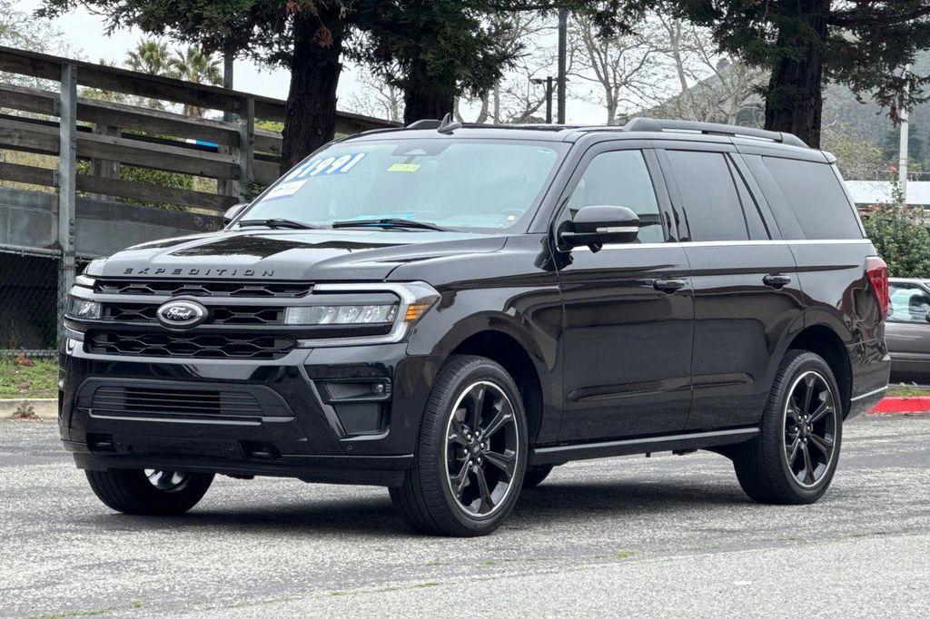 used 2024 Ford Expedition car, priced at $56,991