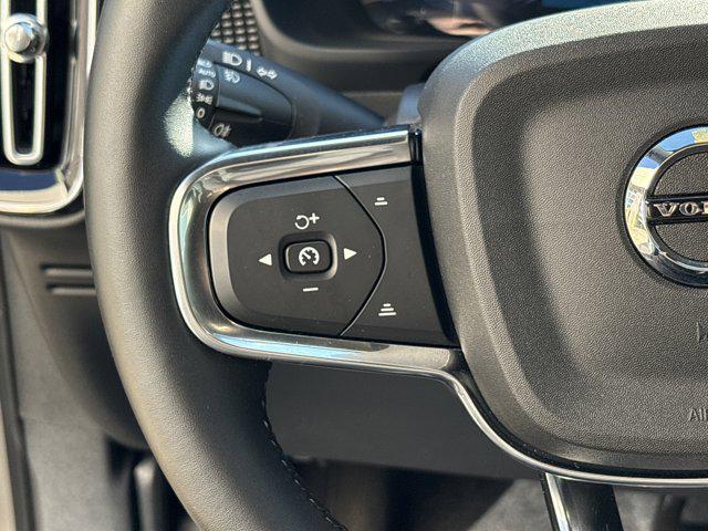 used 2025 Volvo XC40 car, priced at $31,887