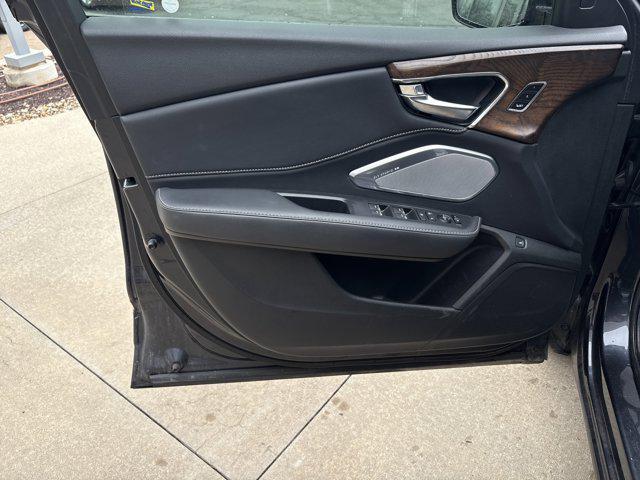 used 2020 Acura RDX car, priced at $31,111