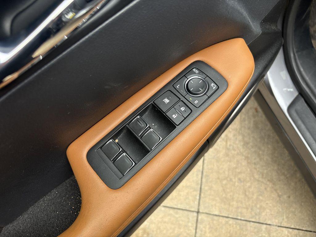 used 2023 Lexus GX 460 car, priced at $67,163