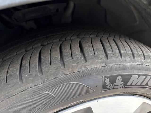 used 2025 Volvo XC40 car, priced at $30,924