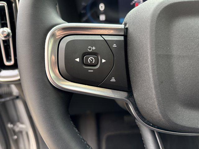 used 2025 Volvo XC40 car, priced at $30,924