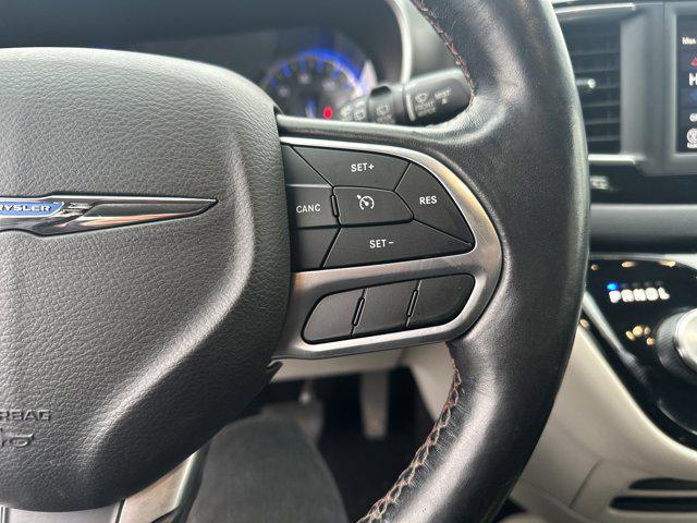 used 2020 Chrysler Pacifica car, priced at $12,669