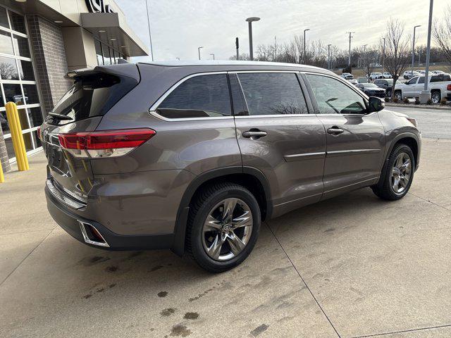 used 2019 Toyota Highlander car, priced at $29,014