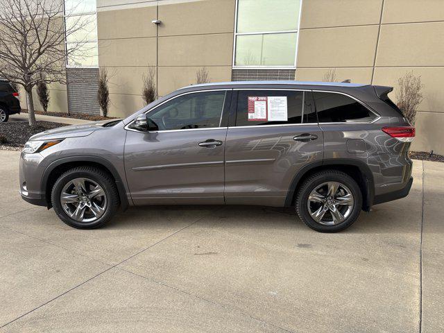 used 2019 Toyota Highlander car, priced at $29,014
