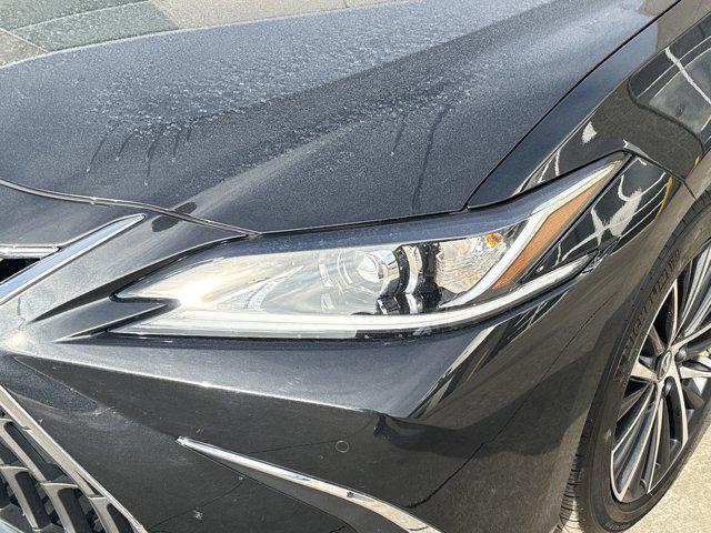 used 2024 Lexus ES 350 car, priced at $40,181